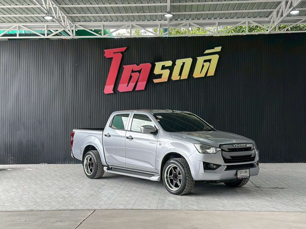 Isuzu Dmax สี่ประตูเตี้ย MT 1.9 DDI S 2020  1ขภ 3961 กทม