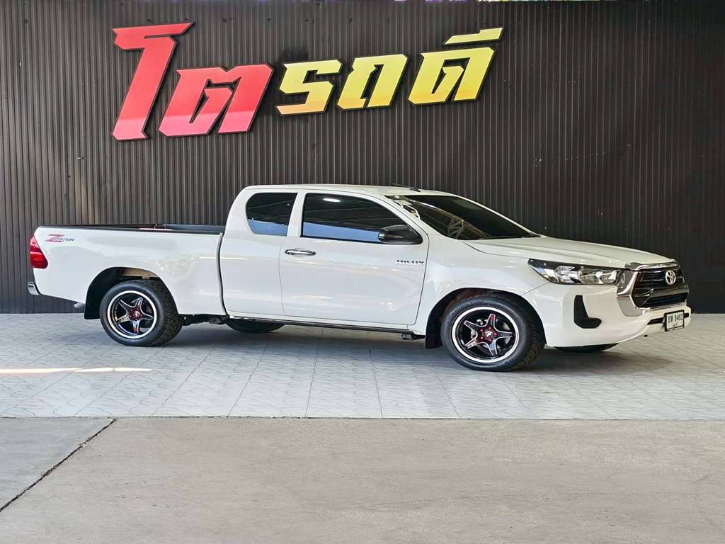 Toyota REVO CAB เตี้ย MT 2.4 Entry 2022 ทะเบียน  ยท 9462