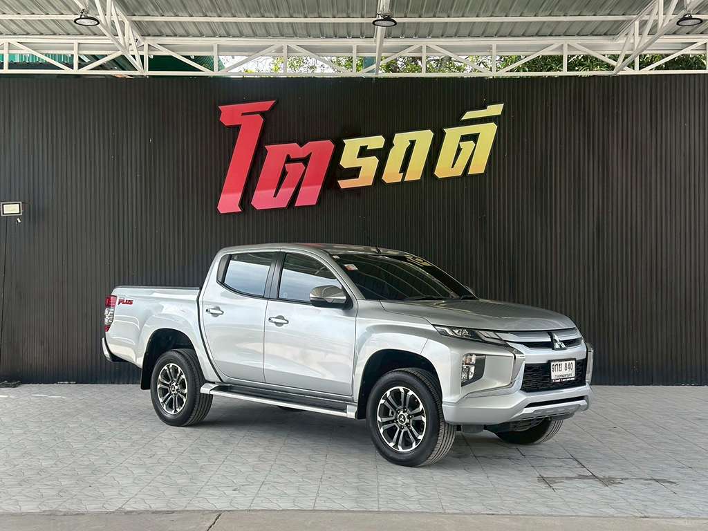 Mitsubishi Triton สี่ประตูสูง AT 2.4 GLS 2019 9กย 840 กทม