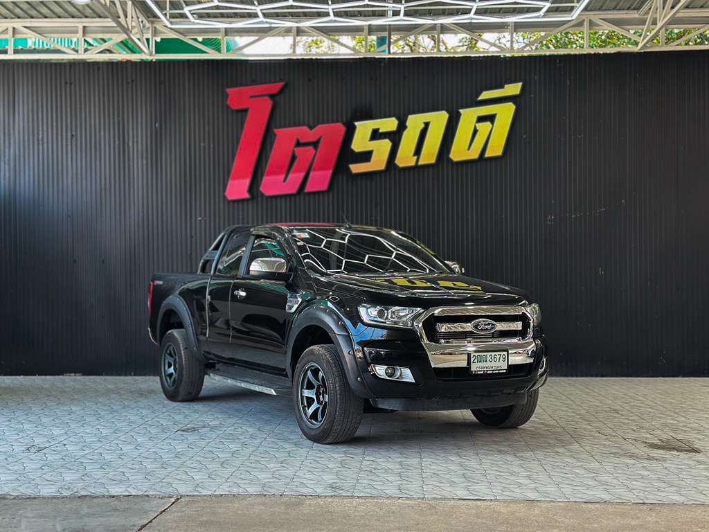 Ford Ranger แคปสูง AT 2.2 XLT 2018  2ฒฒ 3679