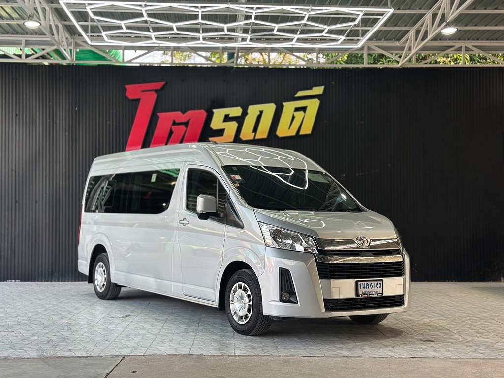 Toyota Commuter AT 2.8 2021 ทะเบียนรถ : 1นค 6163