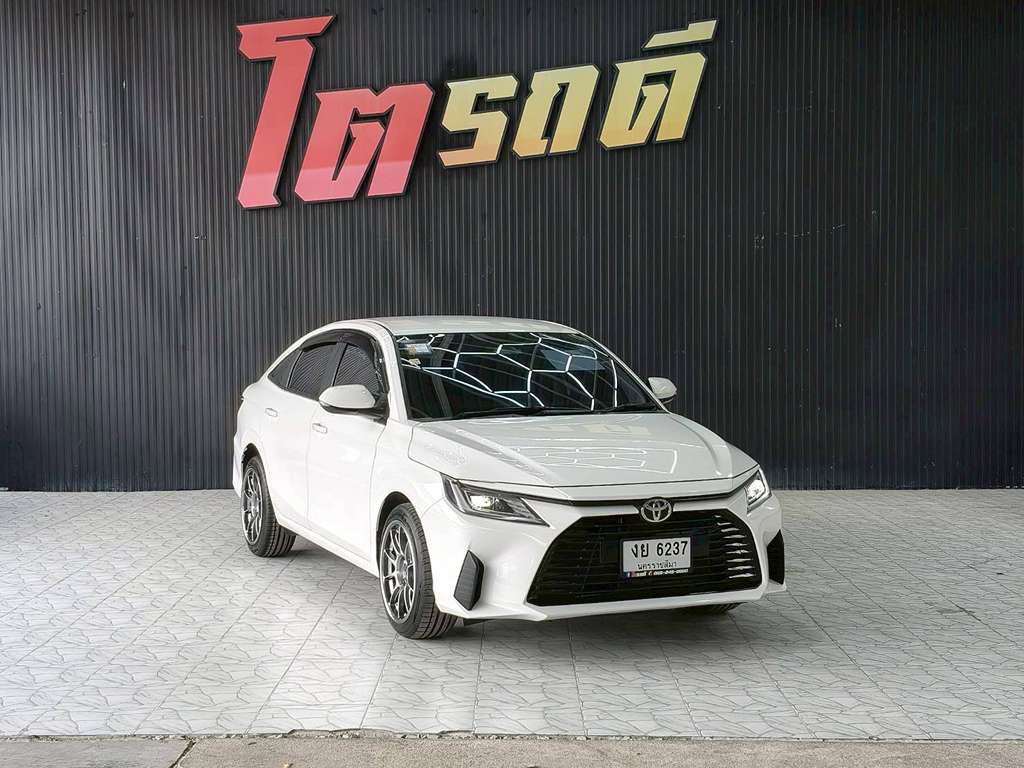 Toyota YARIS ATIV AT 1.2 2023  งย 6237