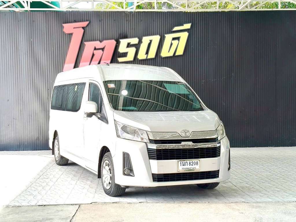 Toyota COMMUTER AT 2.8 2020  ทะเบียนรถ : 1นก 8208