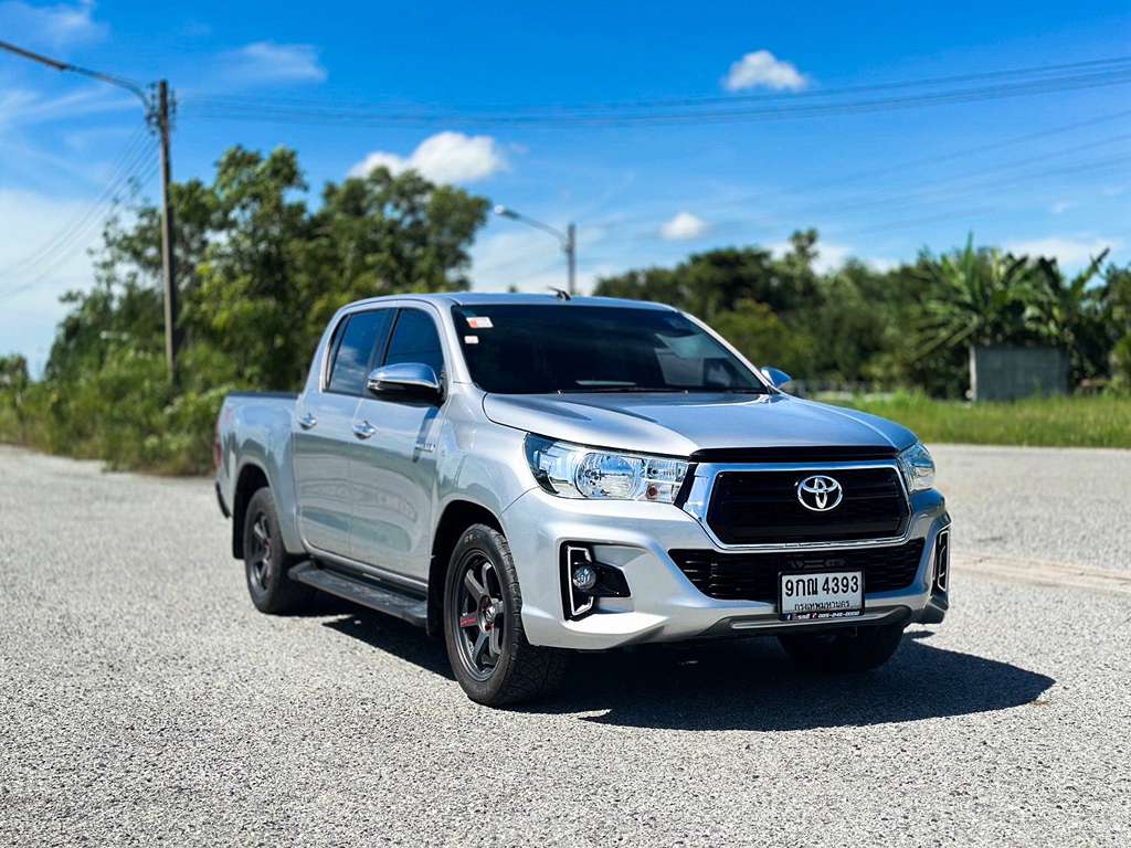 Toyota Revo สี่ประตูเตี้ย MT 2.4 E 2019 9กณ 4393 กทม