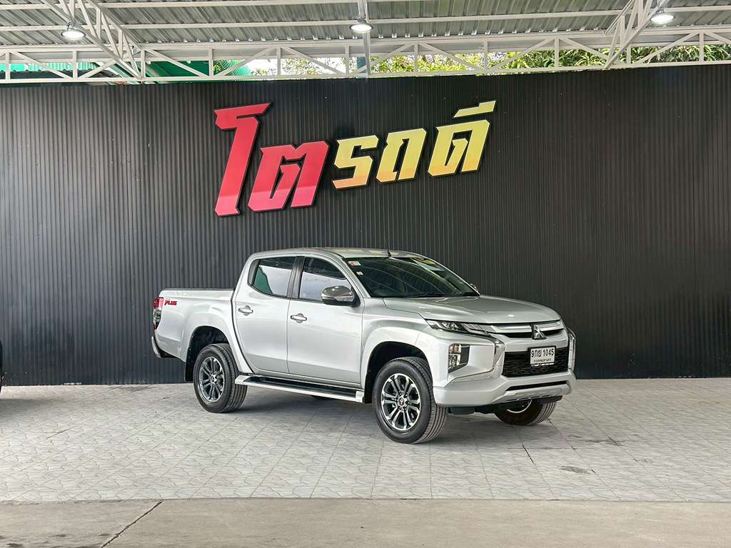 Mitsubishi Triton สี่ประตูสูง AT 2.4 GLS 2019  9กย 1045 กทม