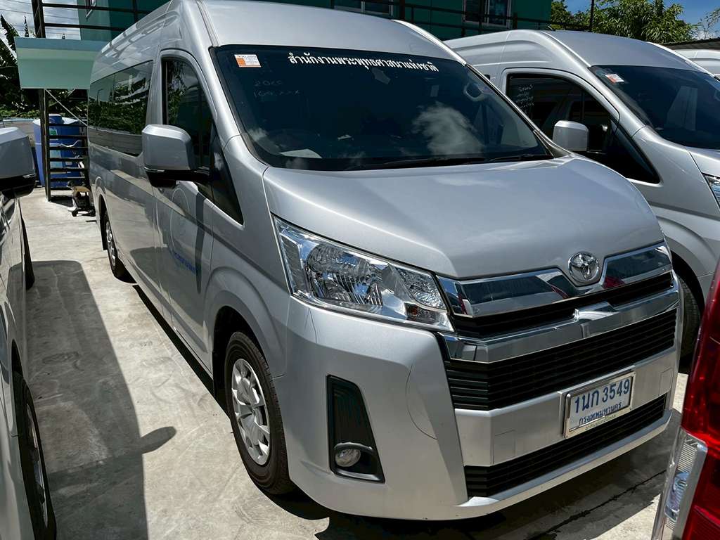 Toyota Commuter MT 2.8 2020 1นก 3549