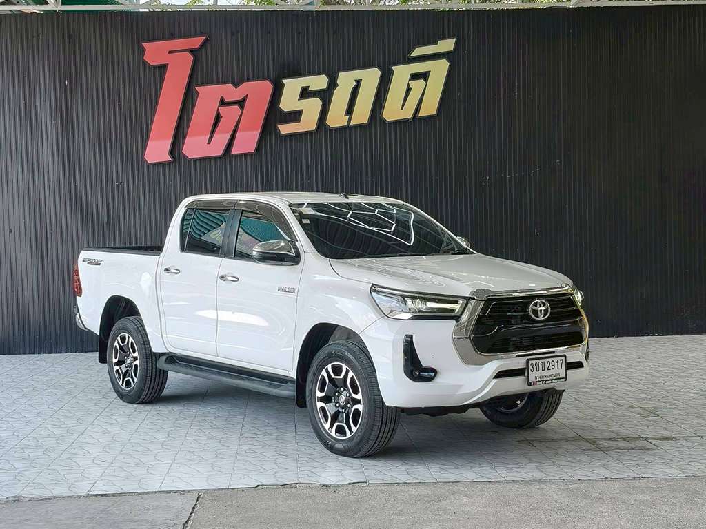 Toyota REVO D4 สูง AT 2.4 MID 2022 ทะเบียนรถ : 3ขข 2917