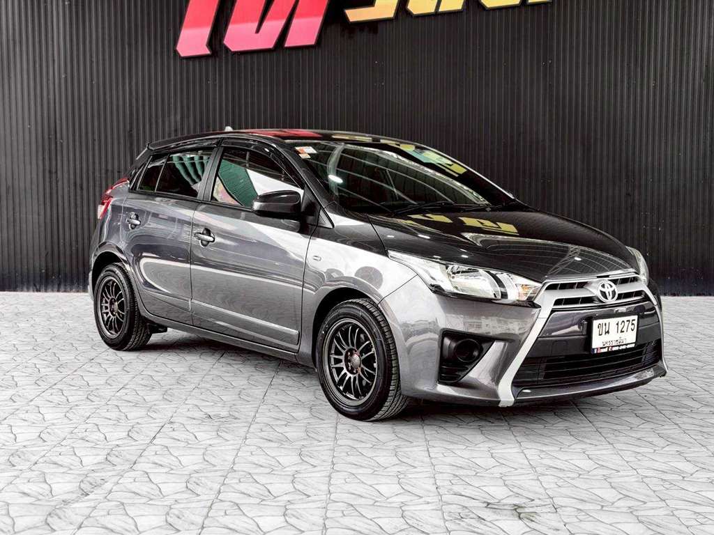 Toyota Yaris AT 1.2 E 2015 ขน 1275 นครราชสีมา