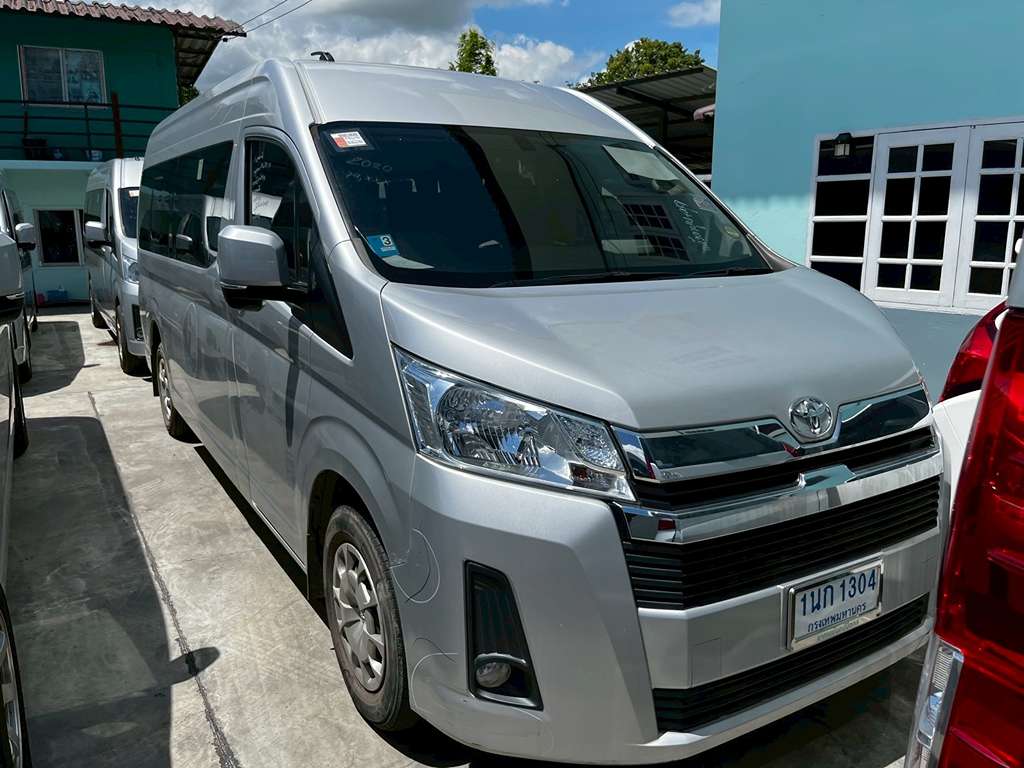 Toyota Commuter MT 2.8 2020 1นก 1304