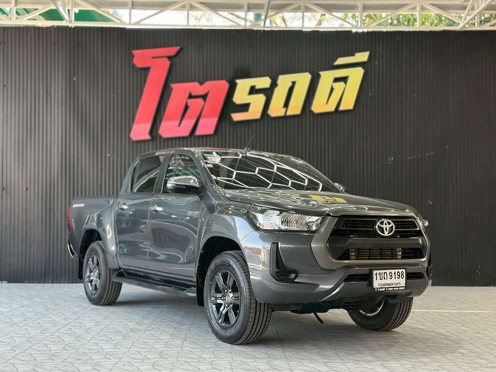 Toyota REVODouble Cab สูง MT 2.4 Entry 2020 ทะเบียน 1ขถ 9198