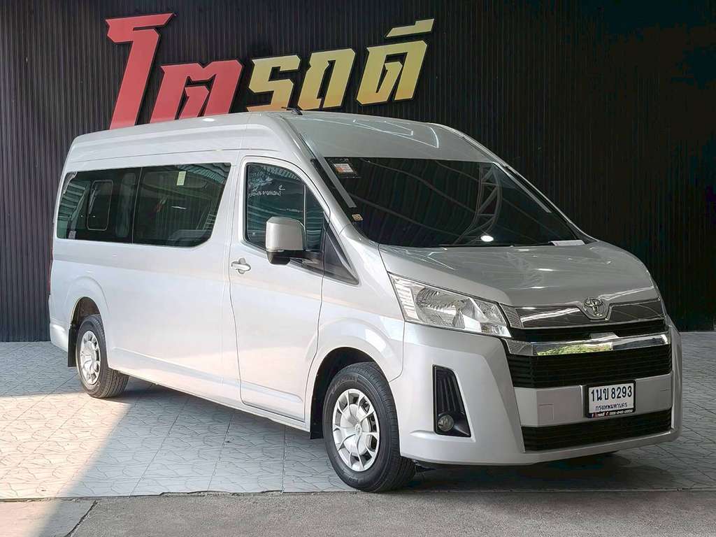 Toyota Commuter MT 2.8 2020  1นข8293