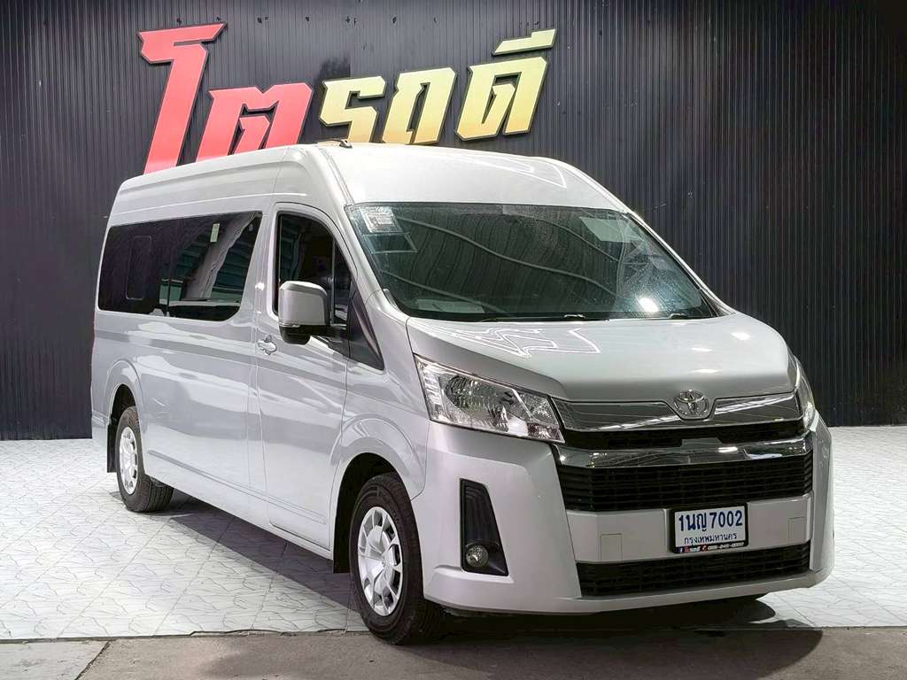 Toyota Commuter MT 2.8 2020 1นญ 7002  ทะเบียนเดิม : 36-1384