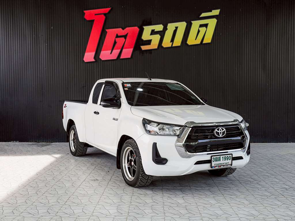 Toyota Revo แคปเตี้ย MT 2.4 Entry 2023  3ฒส 1990