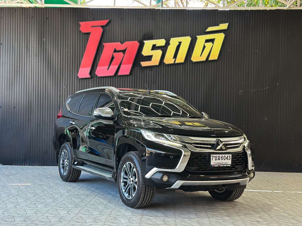 Mitsubishi Pajero AT  2.4 GT Sport 4WD 2015  7 ขฆ 6043