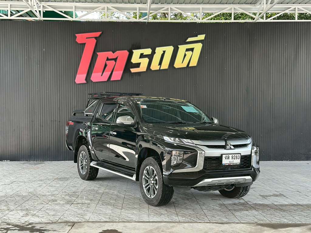 Mitsubishi Triton สี่ประตูสูง AT 2.4 GLS Plus 2019 งล 9283 ชลบุรี