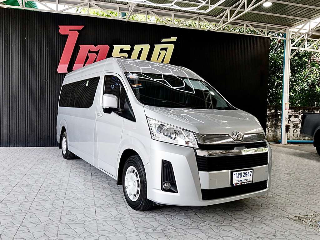 Toyota COMMUTER MT 2.8 VIP+AIRMICROBUS 2020 ทะเบียนรถ : 1นข2947