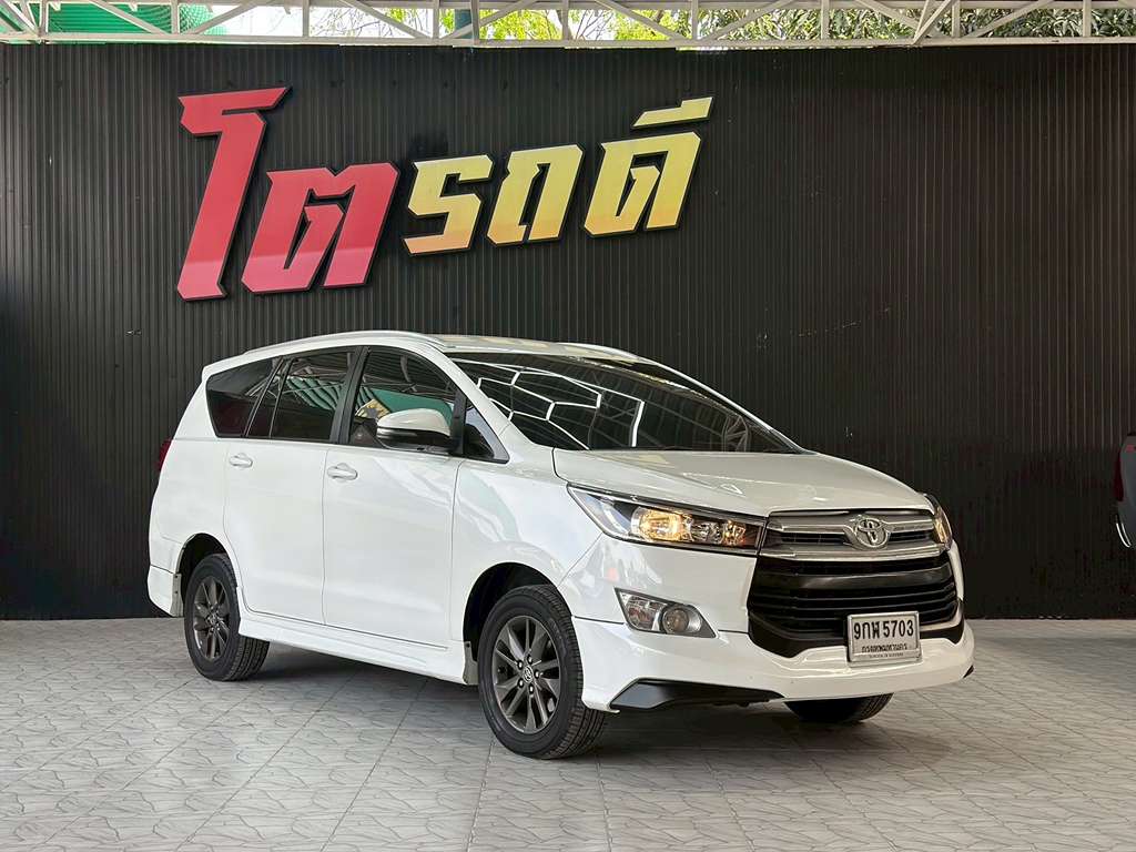 Toyota INNOVA AT 2.8 G 2019 9กฬ 5703