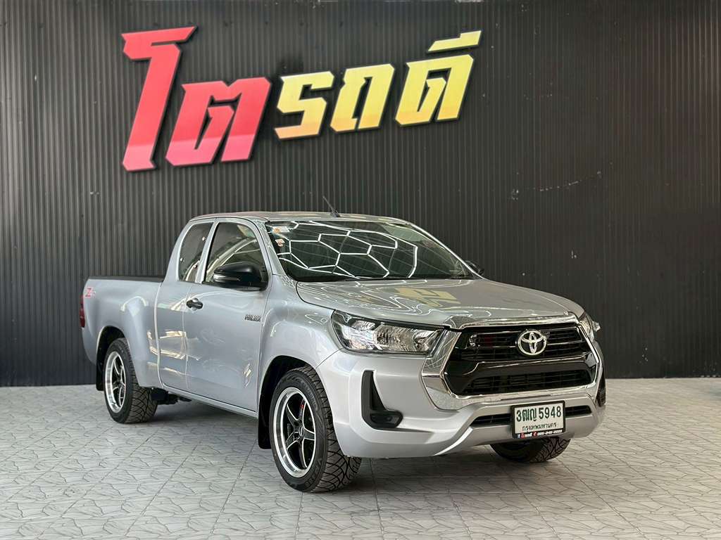 Toyota REVO CAB เตี้ย MT 2.4 Entry 2021 3ฒญ 5948