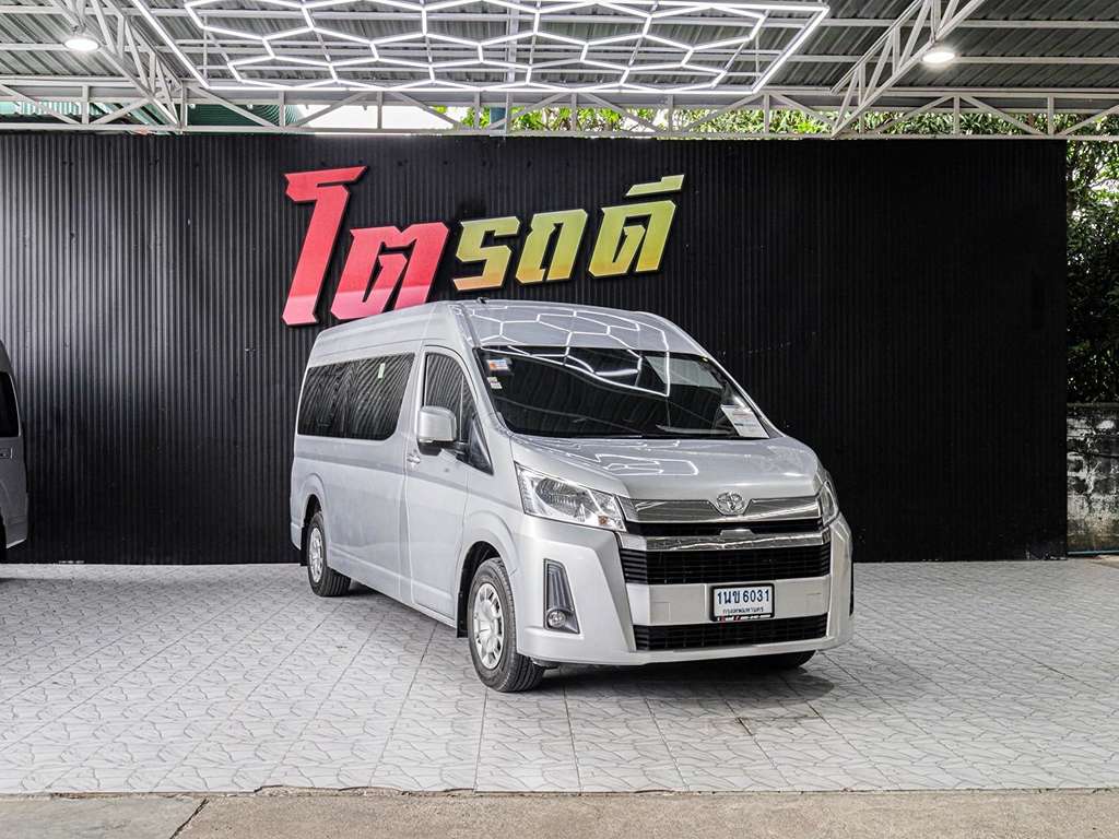 Toyota Commuter MT 2.8 VIP+AIRMICROBUS 2020 ทะเบียนรถ : 1นข 6031