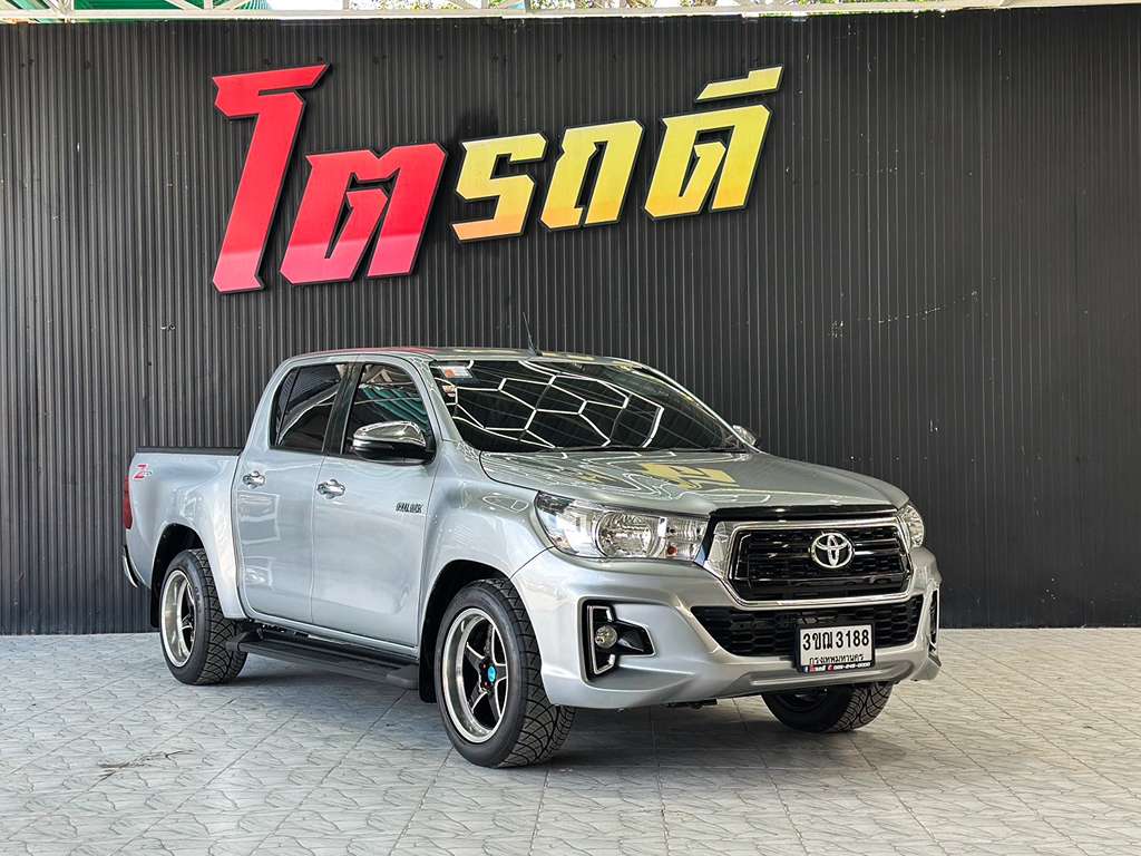 Toyota Revo สี่ประตูเตี้ย MT 2.4 E 2019 3ขฌ 3188