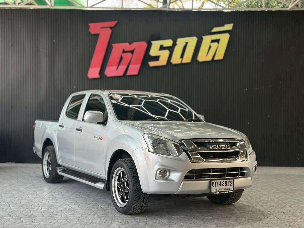 Isuzu D-MAX Cab-4 เตี้ย MT 1.9 Ddi S 2017 ทะเบียน 6กง 3812