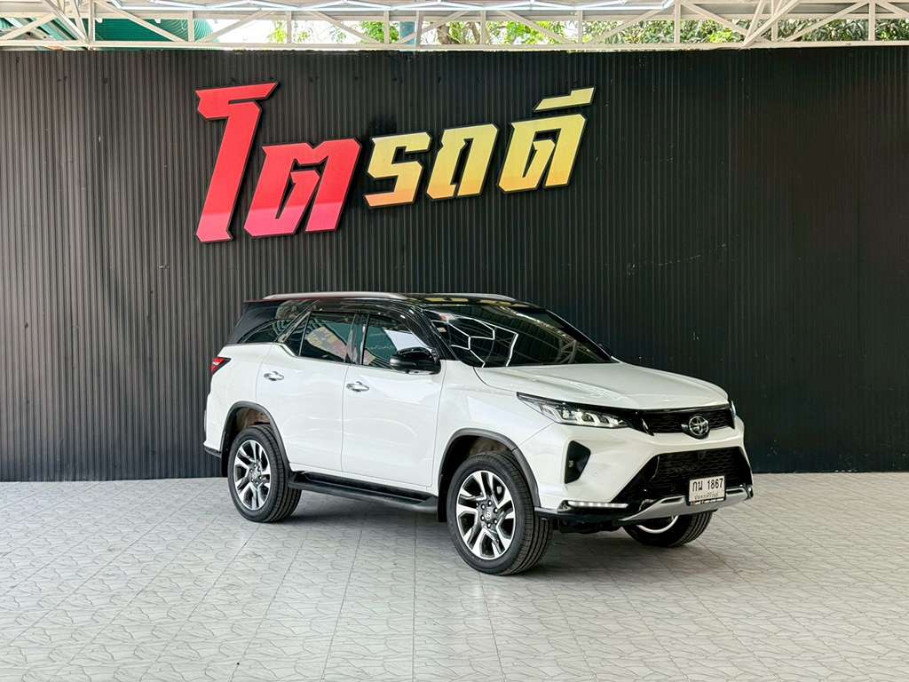 Toyota FORTUNER AT 2.4 LEGENDER 2022  กน 1867