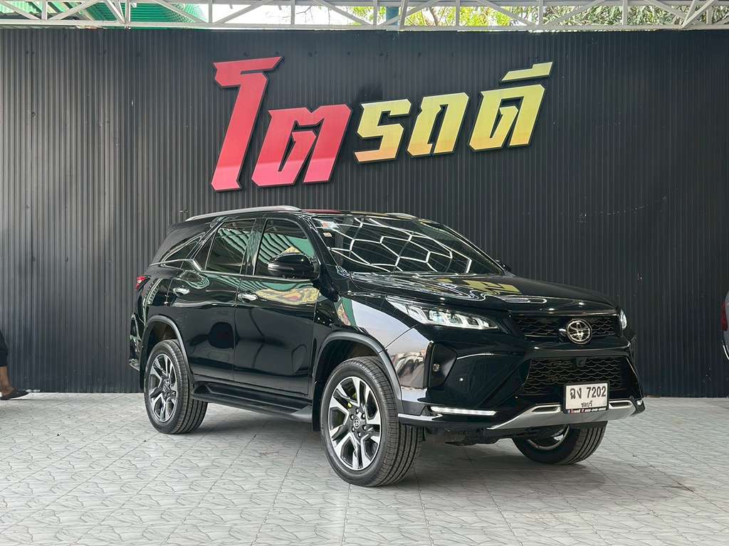 Toyota FORTUNER AT 2.4 LEGENDER 2023 ฉง 7202