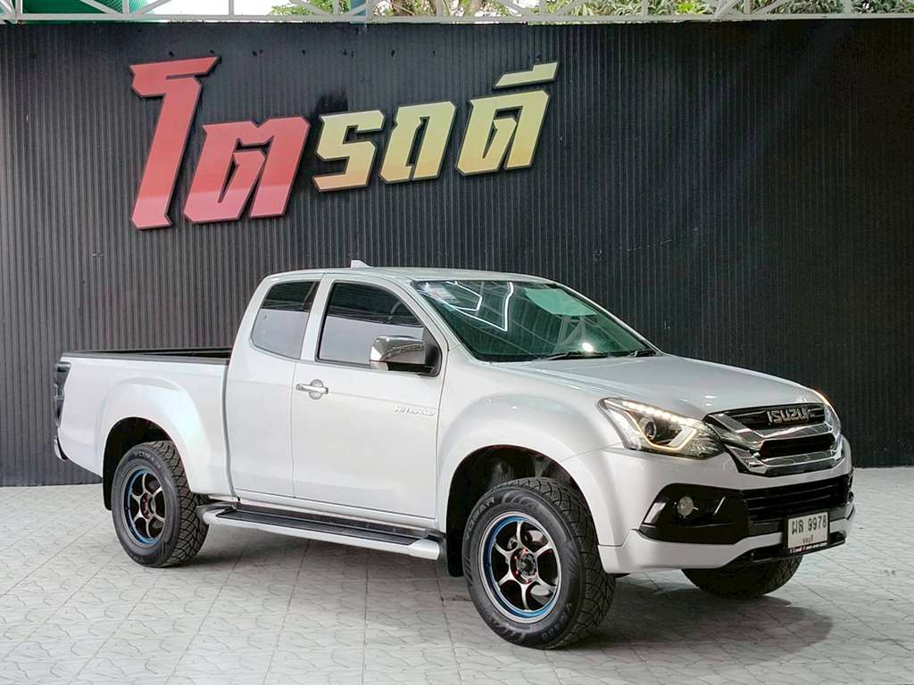 Isuzu D MAX CAB สูง AT 2.5 2014 รทะเบียนรถ : ผล 9978