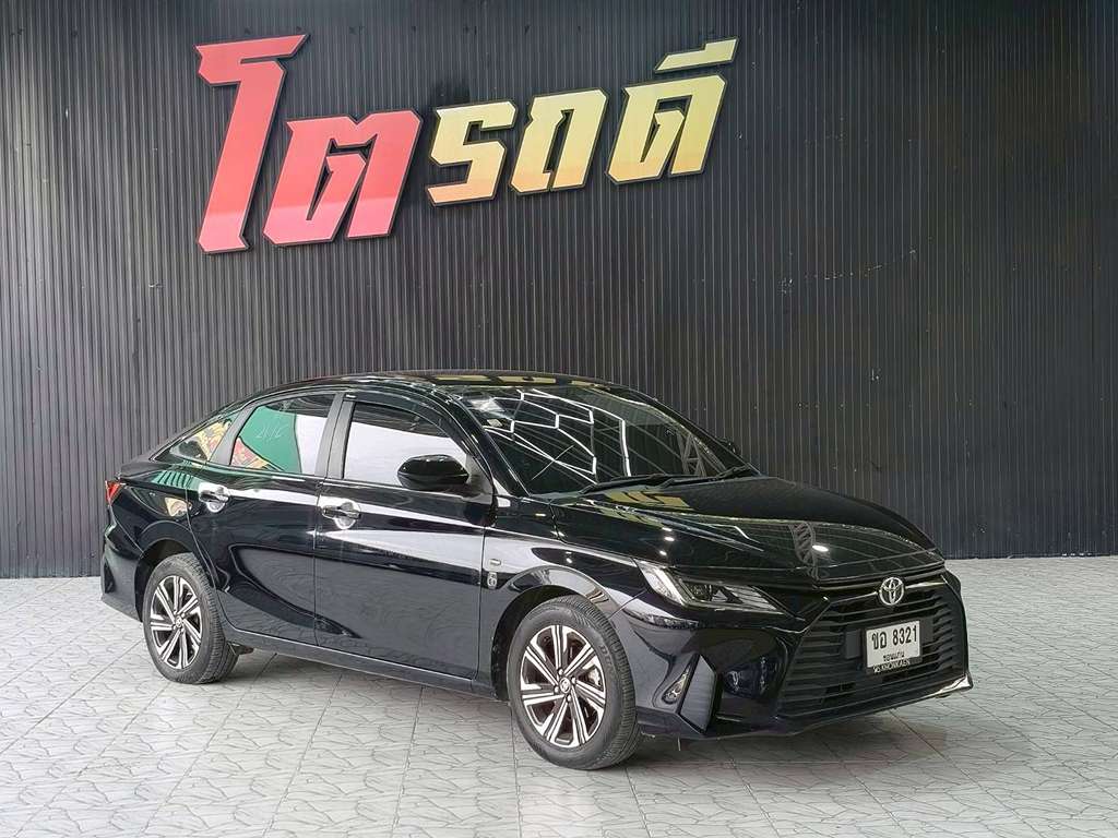 Toyota Yaris Ativ AT 1.2 2022  ขอ8321