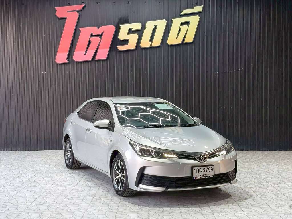 Toyota ALTIS AT 1.8 E 2018 ทะเบียนรถ : 1กฌ 9799