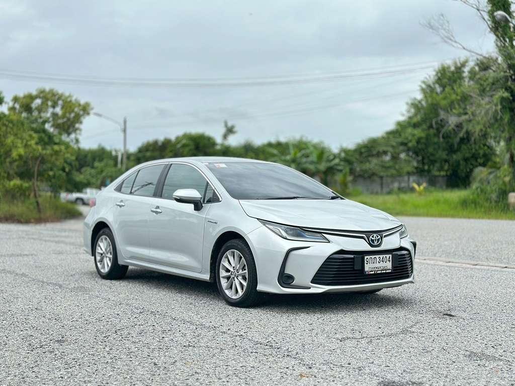 Toyota Altis AT 1.8 HV Mid 2019 9กภ 3404 กทม