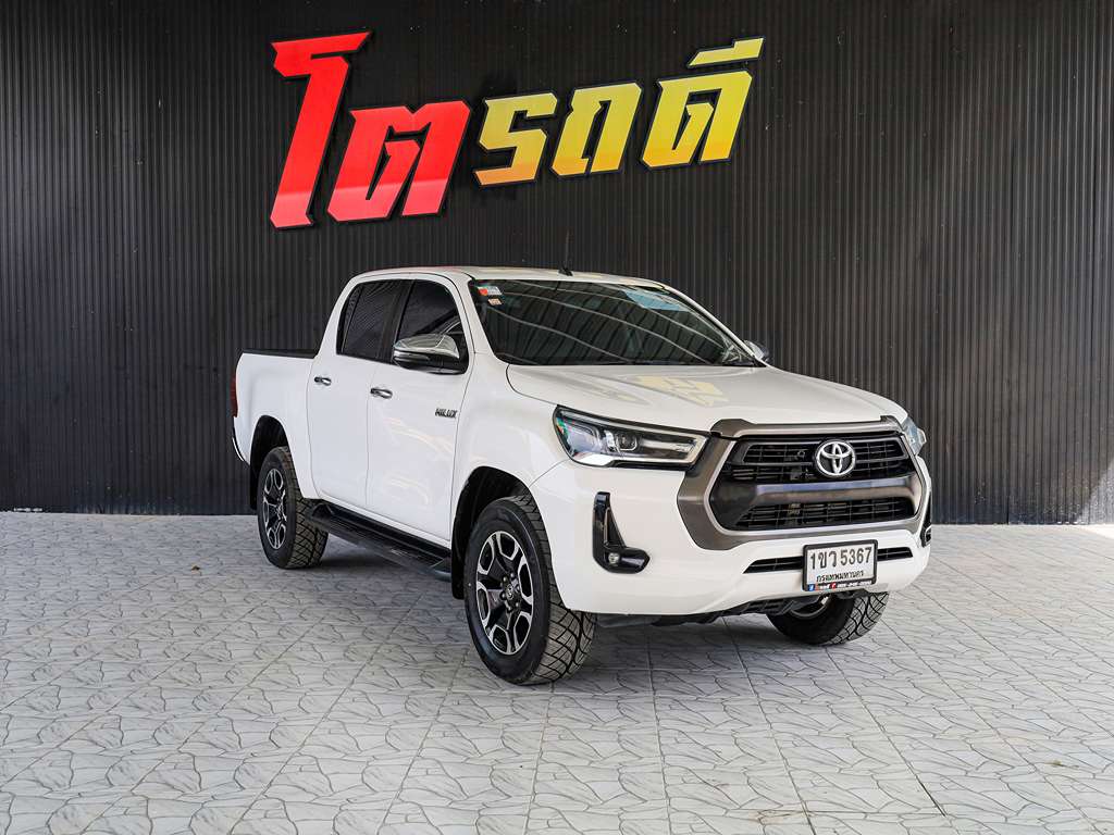 Toyota Revo สี่ประตูสูง AT 2.4 MID 2020 1ขว 5367 กทม67