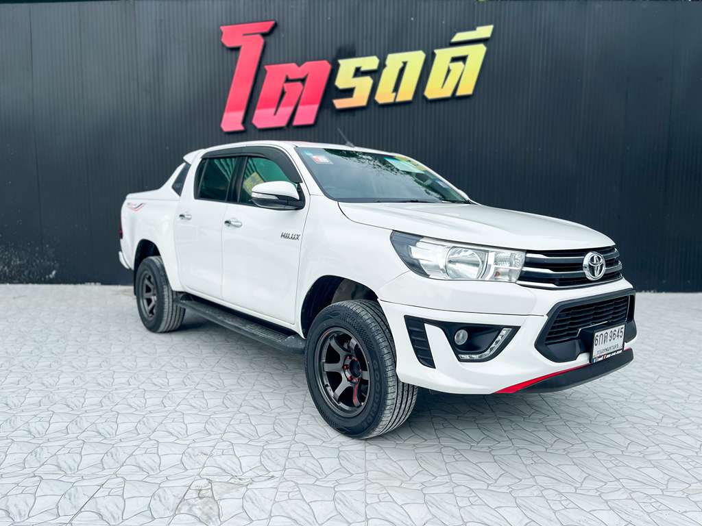 Toyota Revo double cab prerunner AT 2.4 TRD 2016  6กด 9645