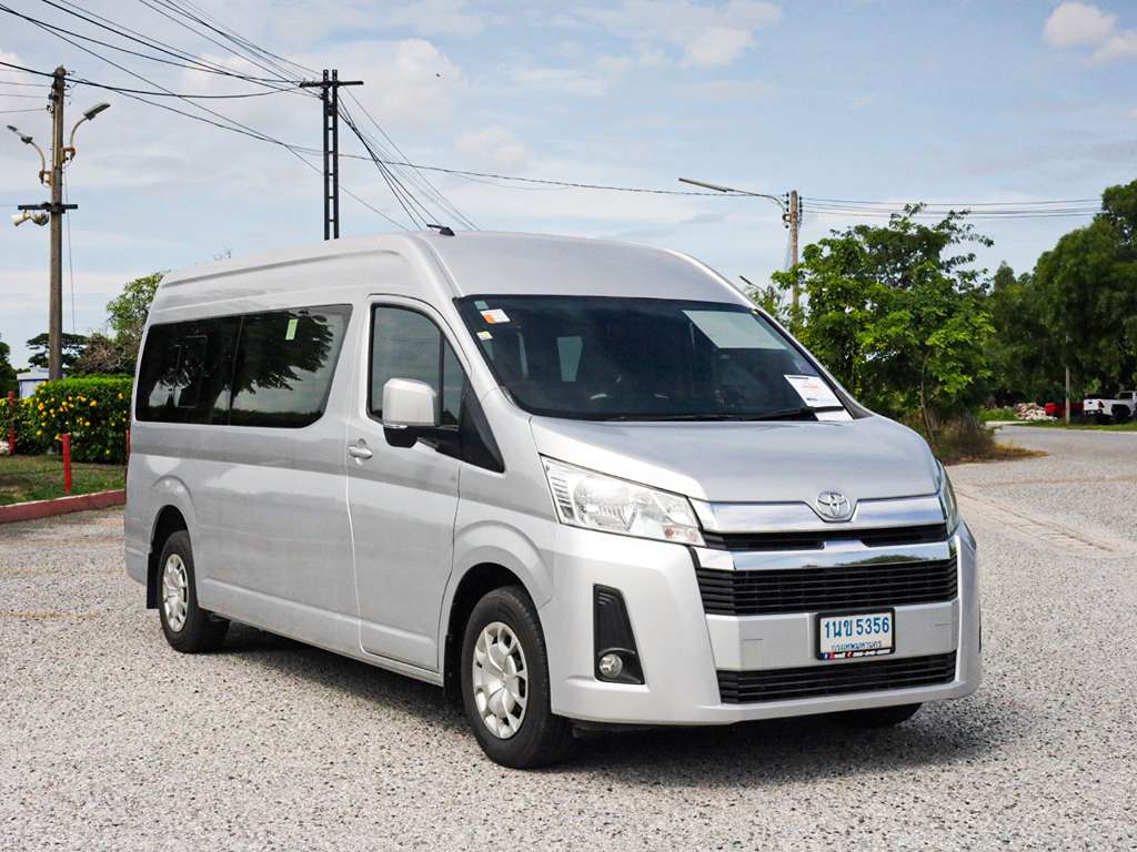 Toyota Commuter AT 2.8 2020 ทะเบียนรถ : 1นข 5356