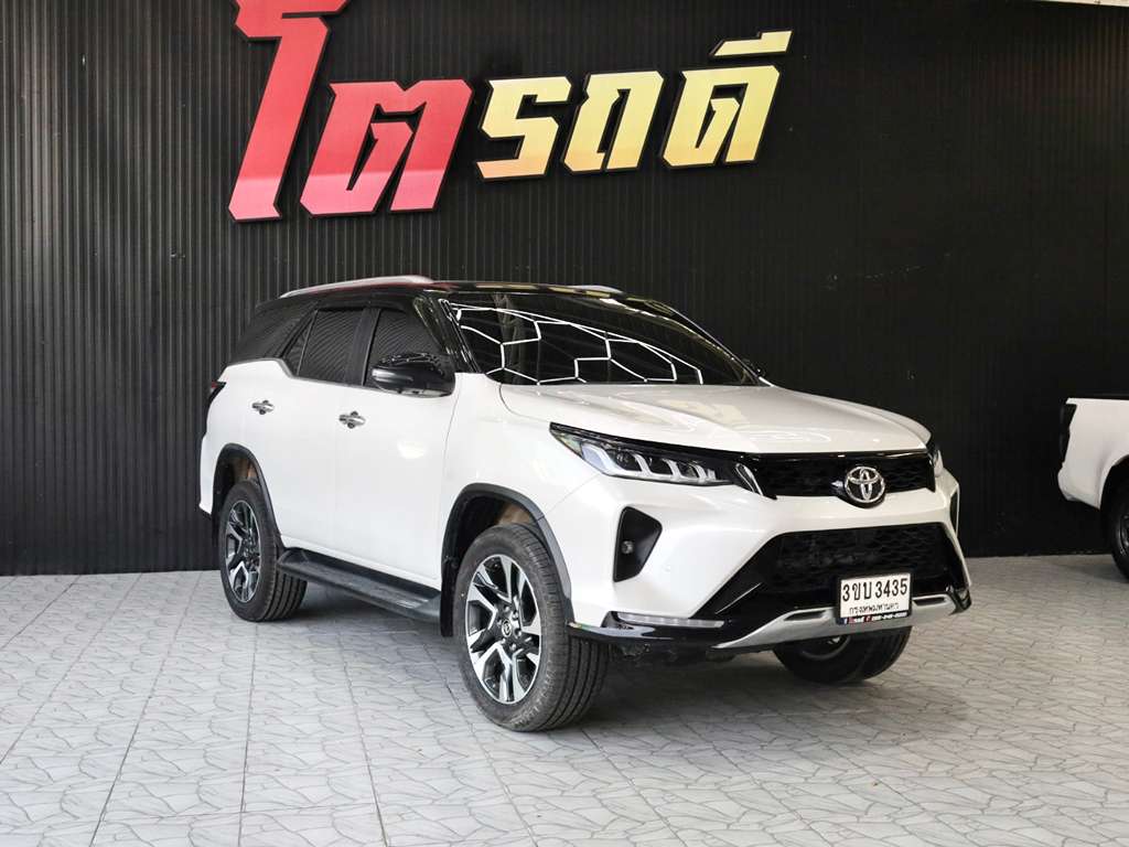 Toyota FORTUNER AT 2.4 LEGENDER 2022  ทะเบียนรถ : 3ขบ 3435