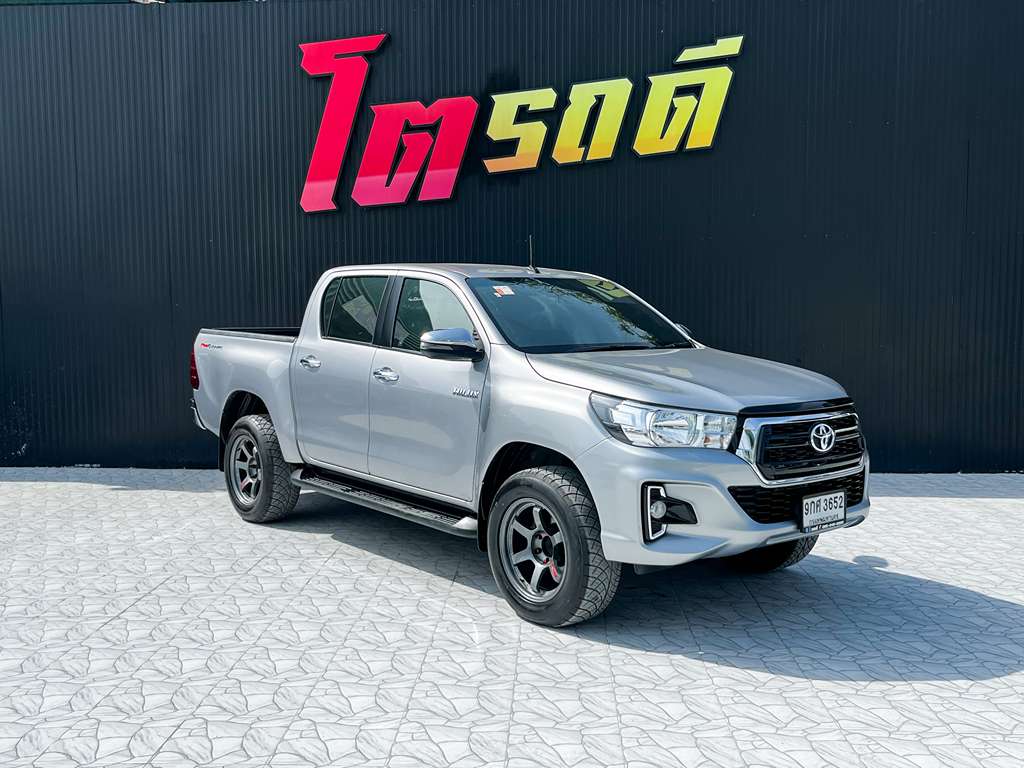 Toyota Hilux Revo Double Cab  AT 2.4J+ 2020  9กศ 3652