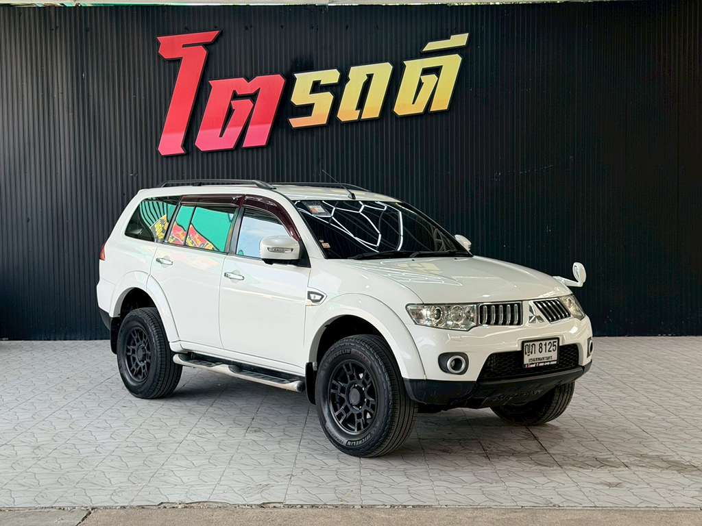Mitsubishi PAJERO AT 2.5 2011 ทะเบียนรถ : ญภ 8125
