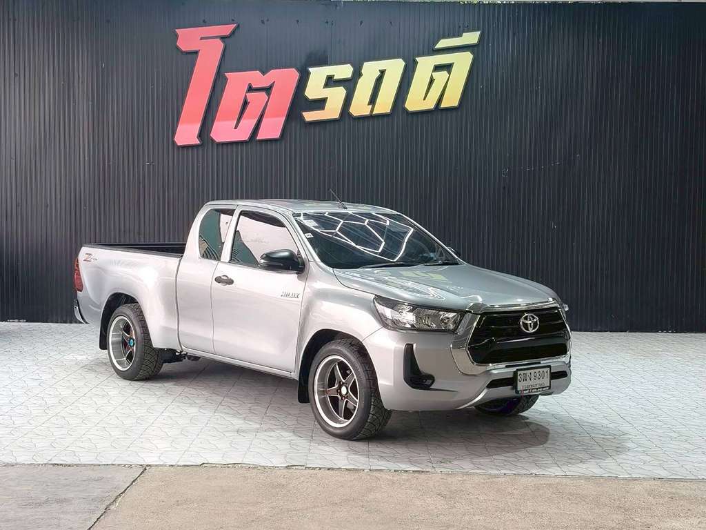 Toyota REVO CAB เตี้ย 2.4 2020 ทะเบียน 3ฒง 9301