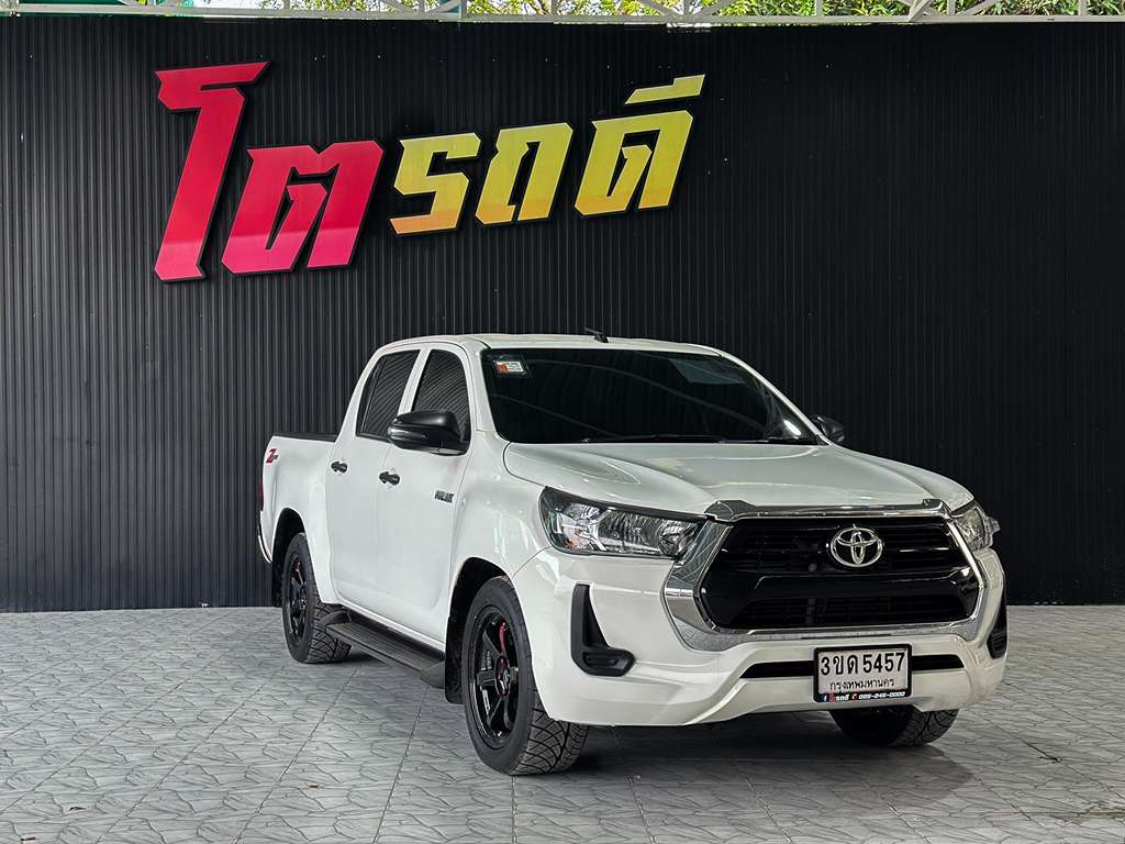 Toyota Revo สี่ประตูเตี้ย AT 2.4 Entry 2022 3ขด 5457
