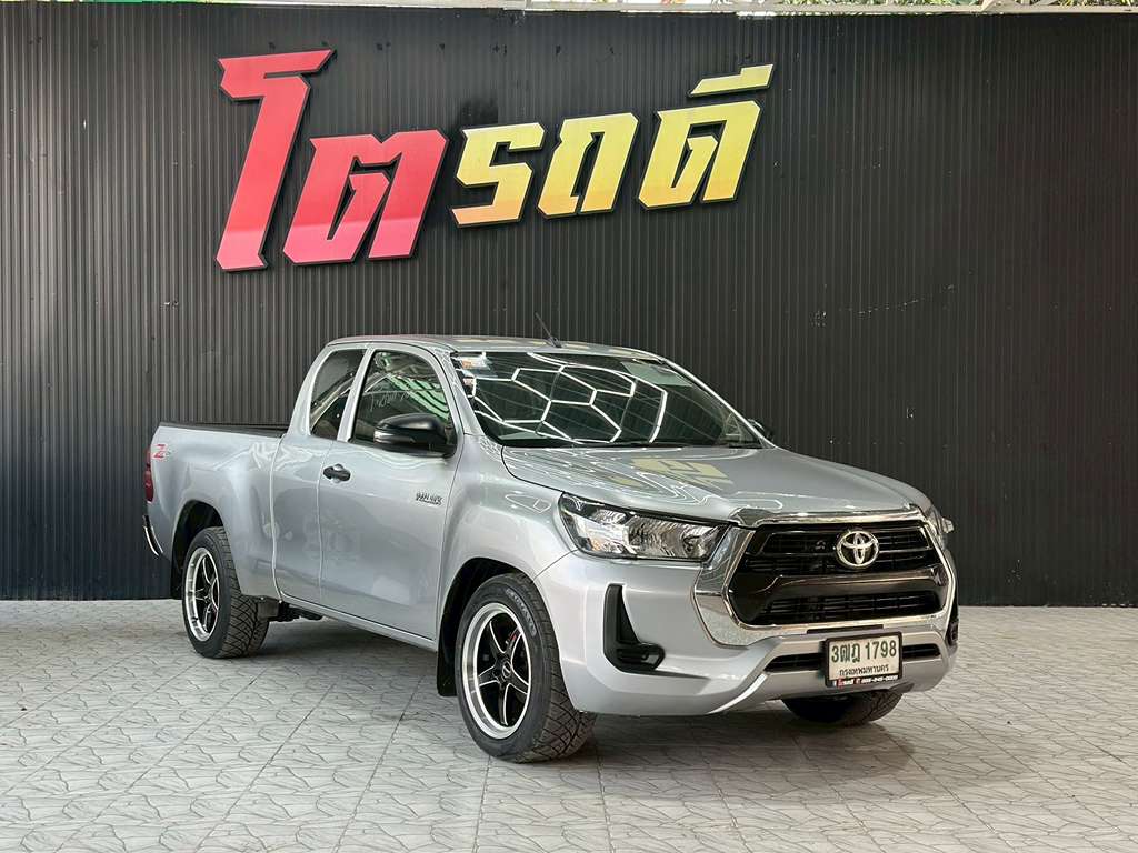 Toyota REVO CAB เตี้ย MT 2.4 Entry 2021 3ฒฎ 1798