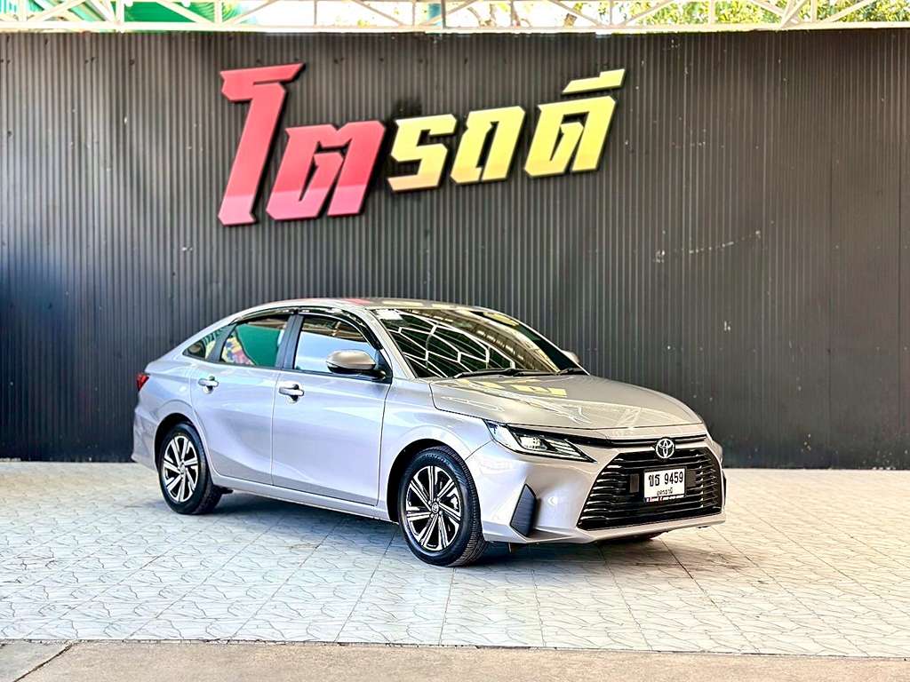 Toyota Yaris Ativ AT 1.2 Smart 2024 ทะเบียนรถ : ขธ 9459