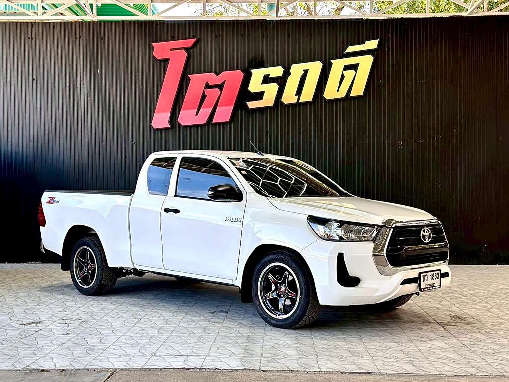 Toyota Revo แคปเตี้ย MT 2.4 Entry 2022 ทะเบียนรถ : บว 1863