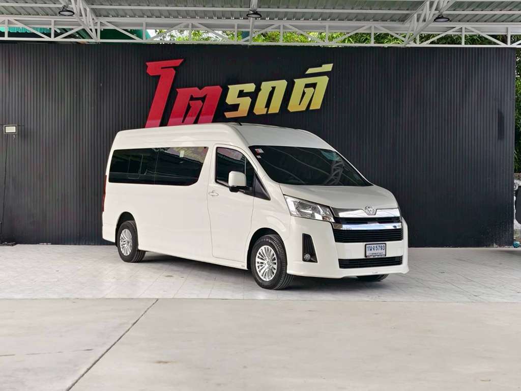 Toyota Commuter AT 2.8 2022 1นก 5793 กทม