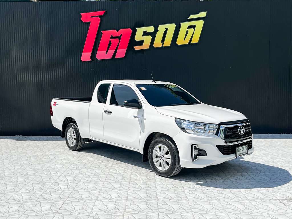 Toyota Revo แคปเตี้ย MT 2.4 J มือหมุน 2016 1ฒศ 3679