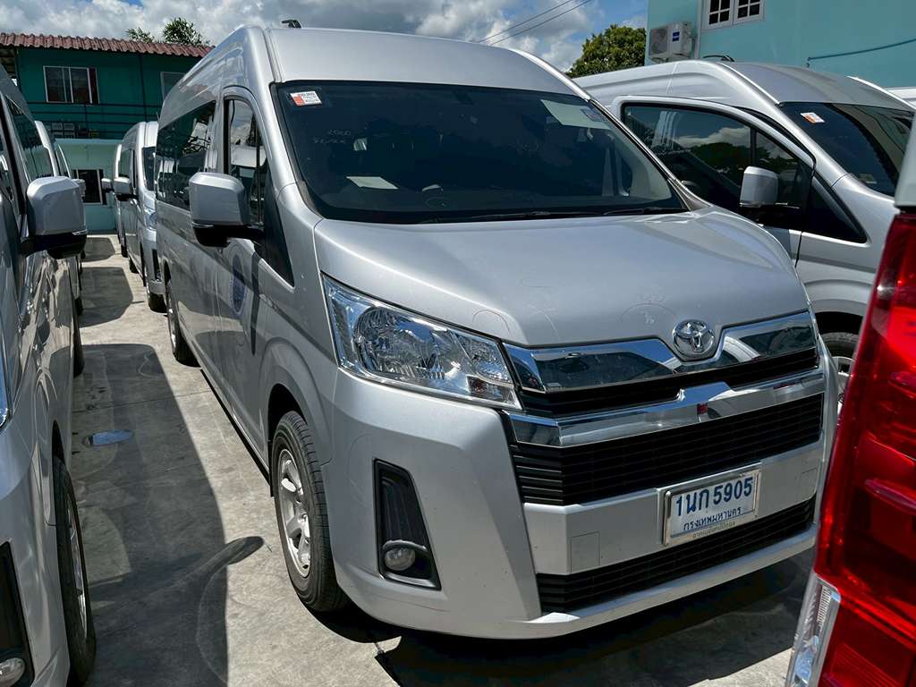 Toyota Commuter MT 2.8 2020 1นก 5905