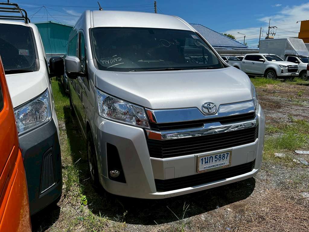 Toyota Commuter MT 2.8 2020 1นก 5887