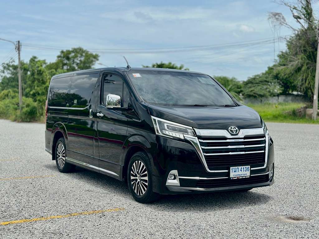 Toyota Majesty (AT) 2.8 2020 1นก 4136 กทม