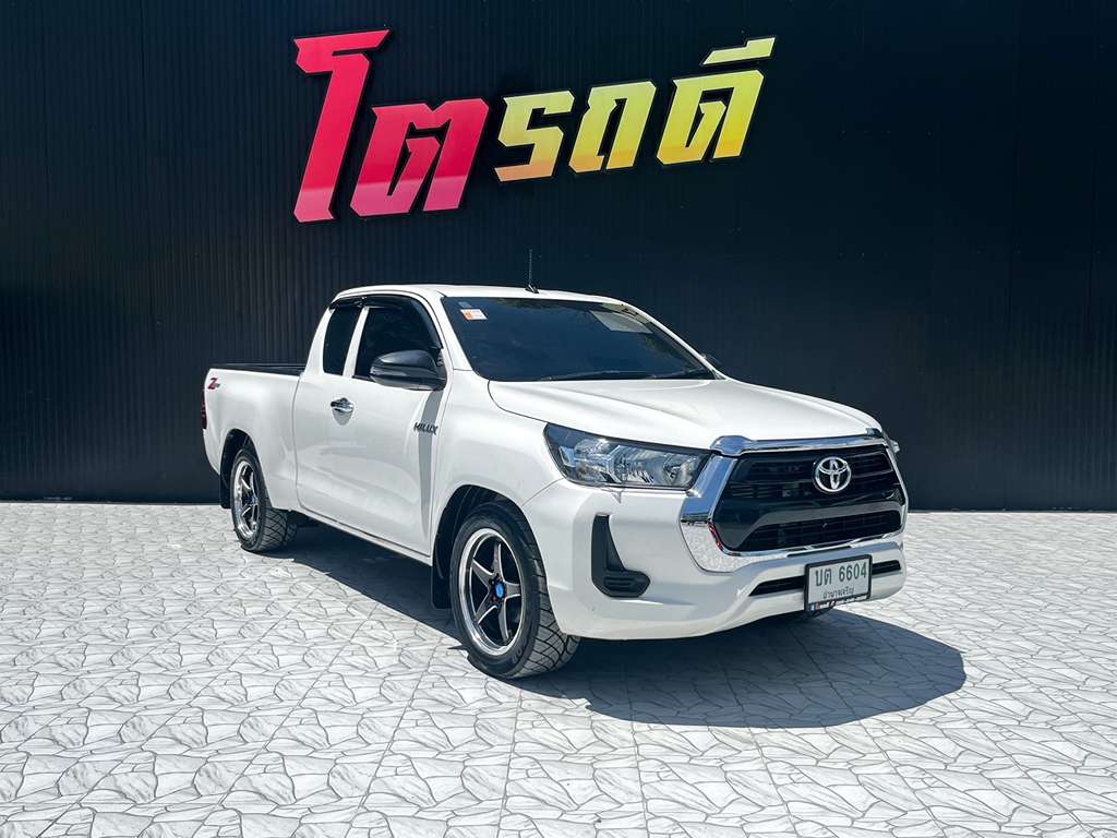 Toyota Revo แคปเตี้ย MT 2.4 Entry 2022 บต 6604 อำนาจเจริญ