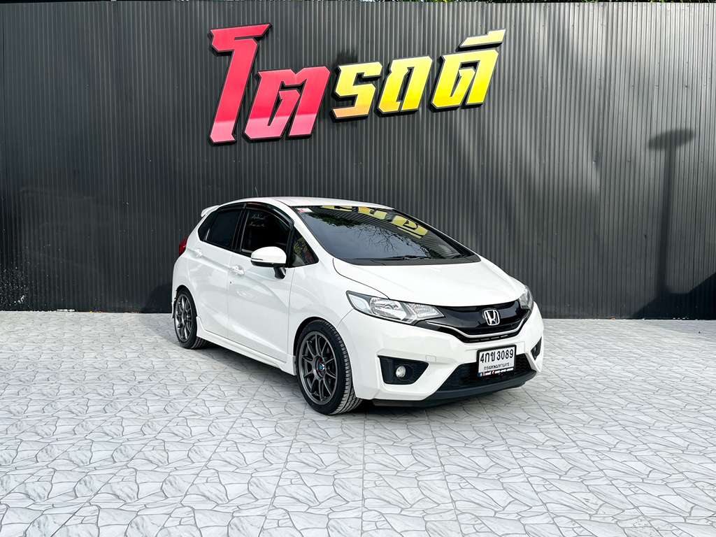 Honda Jazz GK AT 1.5 SV 2014  4กข 3089