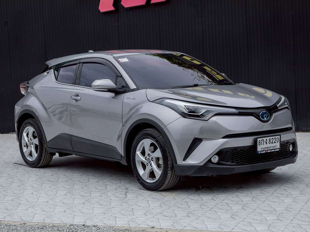 Toyota C-HR AT 1.8 Hybrid 2018  8กง 8220